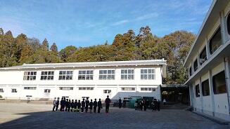 ５６６７８９００