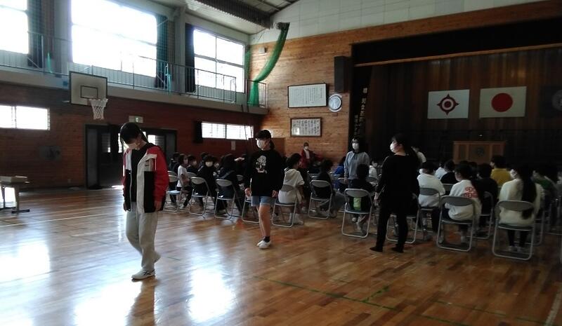 ３３１３３１３