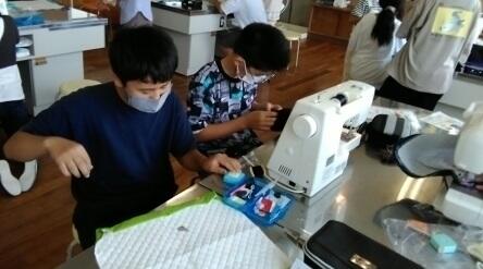 １５１１１１１