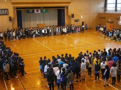 体育館での集会の様子です。