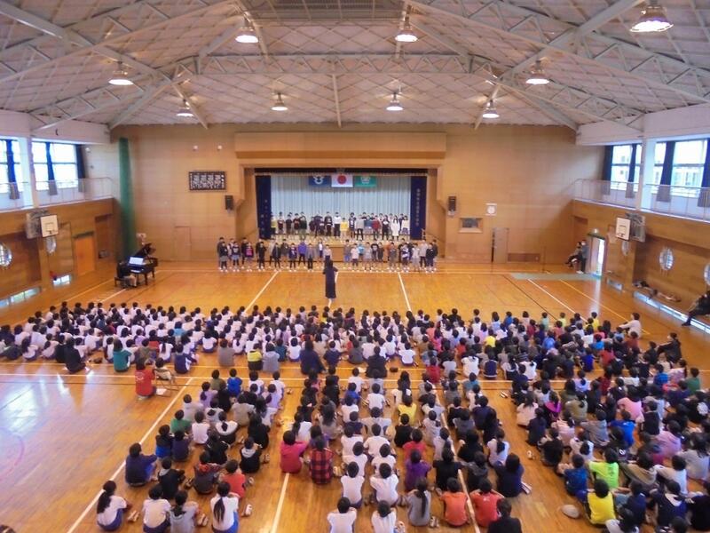 表現集会６年生の様子