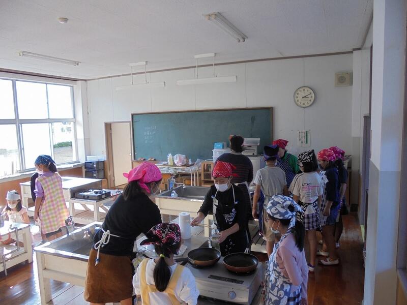 クラブの様子調理