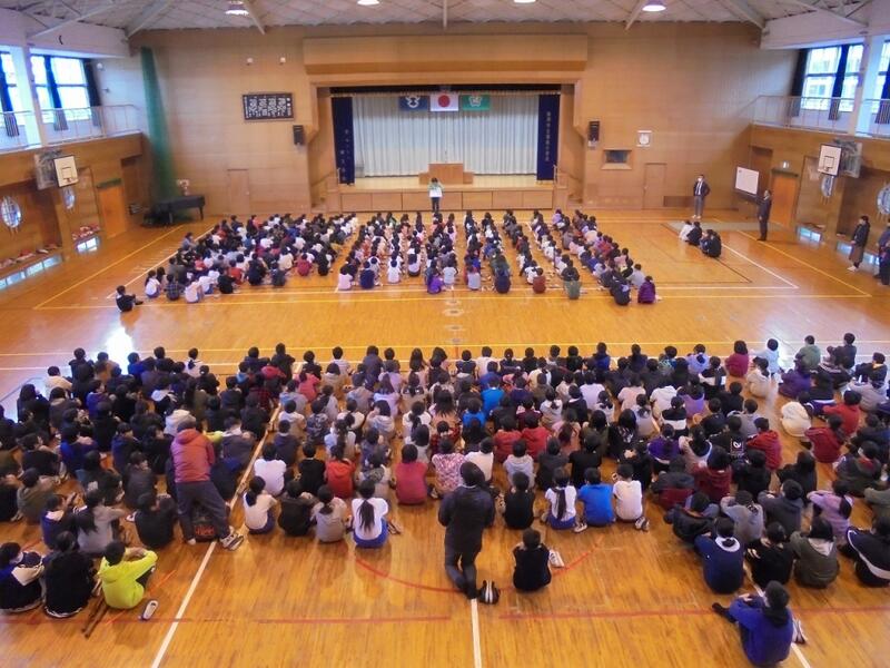 全校朝会（２月）