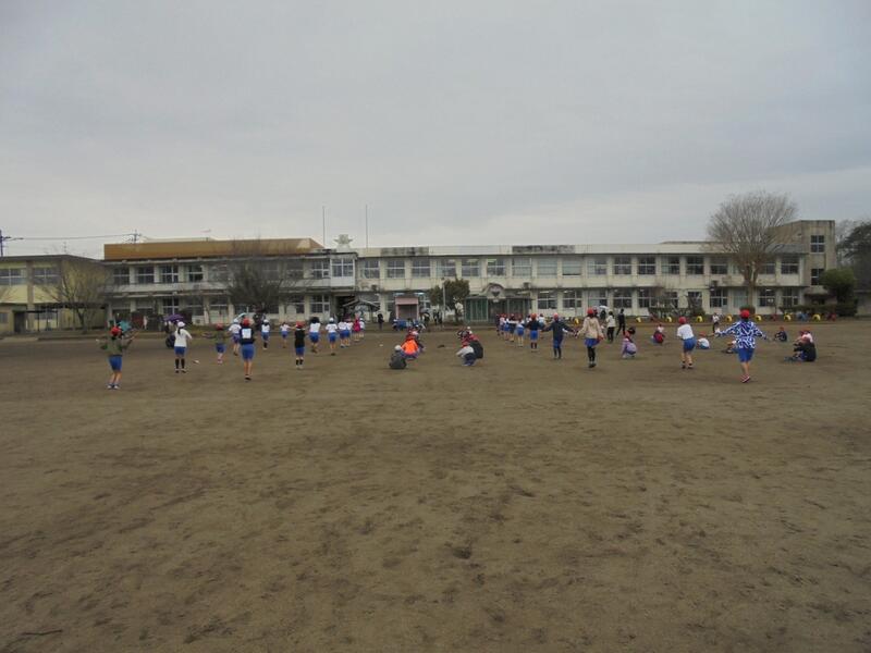 短縄大会の様子（５年生）