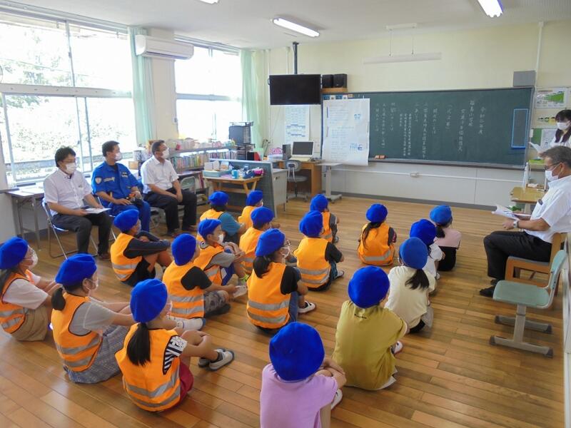 交通少年団結団式の様子