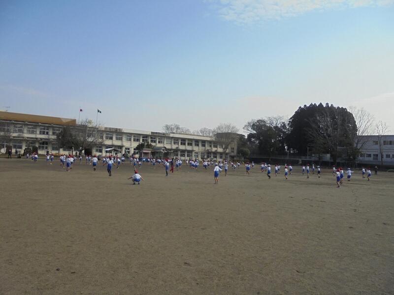 短縄大会２年生の様子