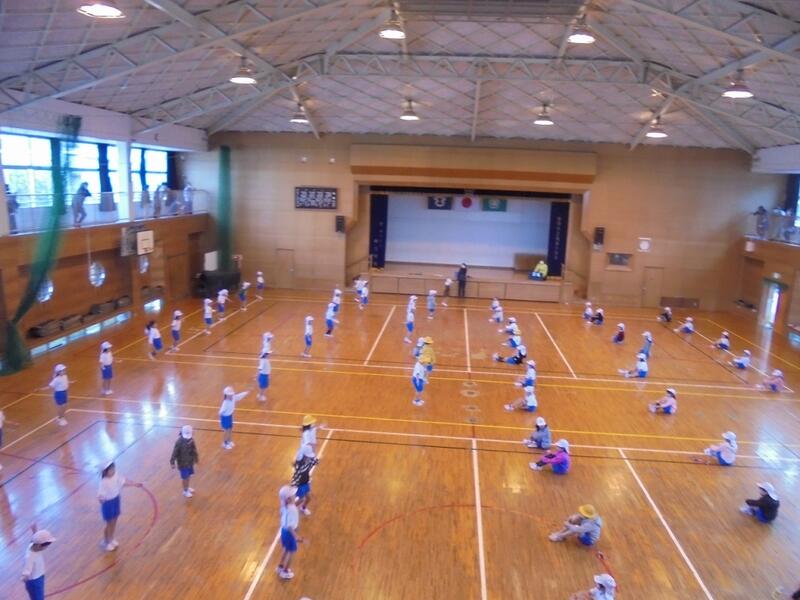 短縄大会１年生の様子