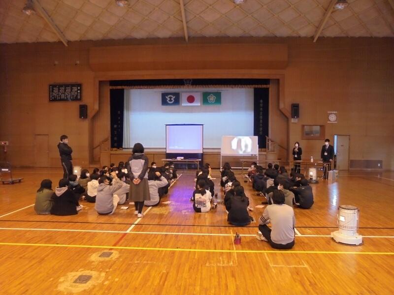 （６年）租税教室の様子