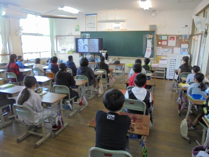 ５念読み聞かせの様子２