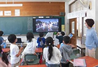 1年生の応援の様子