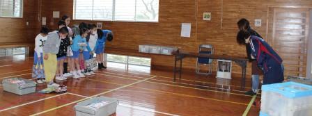 としょかん１０