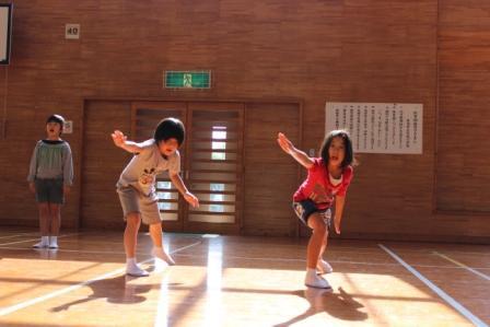 てべす踊り練習