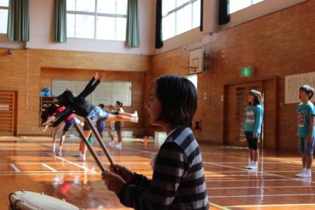 てべす踊り練習