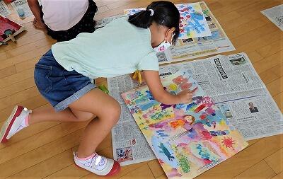 こちらも、ペタペタ