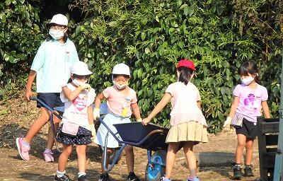 １年生も手伝いました