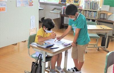 教え合うことで、学力向上