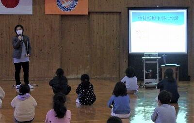 ＳＮＳの使用には、年齢制限があります