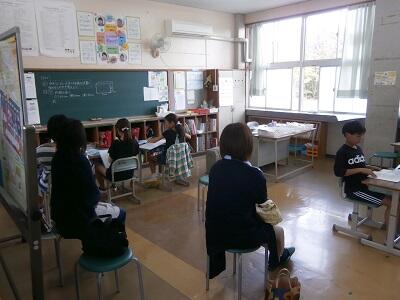 5・6先生は算数の授業です。 5・6先生は算数の授業です。