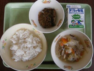 やさしい味の寄せ鍋です。 やさしい味の寄せ鍋です。