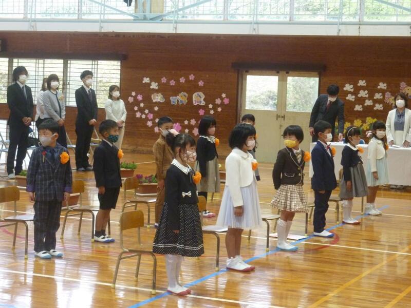 にゅうがくしき