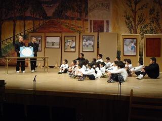 読み聞かせの様子