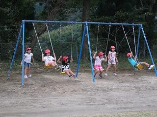 ブランコ遊び