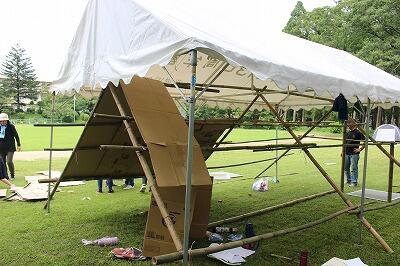 ダンボール家 ダンボール家