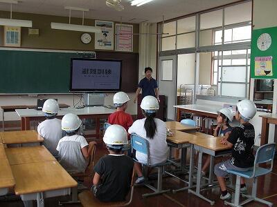 避難訓練01 避難訓練01