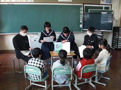 中学生読み聞かせ01