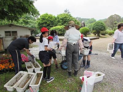 花植え02 花植え02