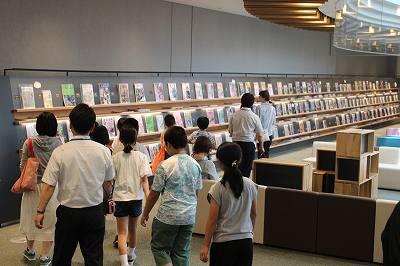 図書館見学04
