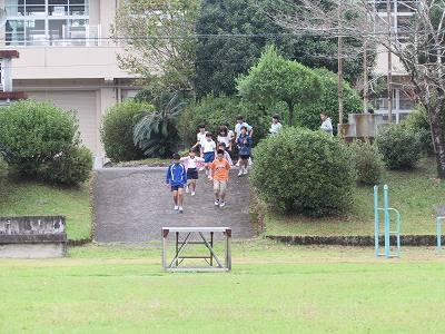 不審者避難訓練02 不審者避難訓練02