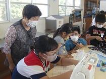 ミシンの授業の様子