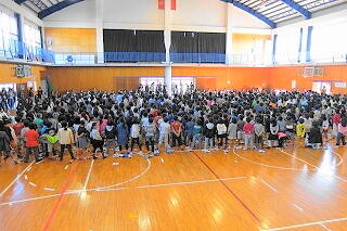 全校合唱の様子