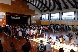 全校合唱の様子