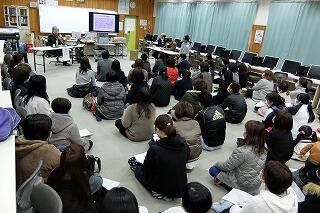 学校保健委員会の様子