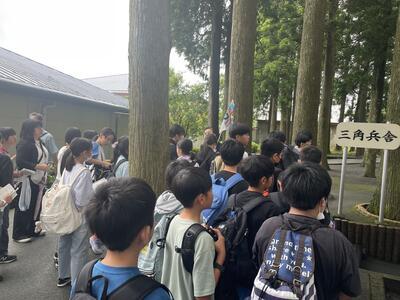 三角兵舎は中にも入れます