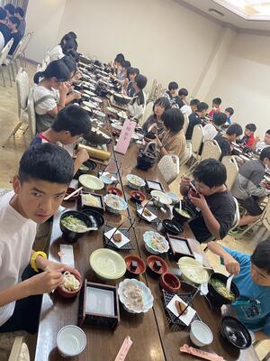 夢中で食べちゃいます