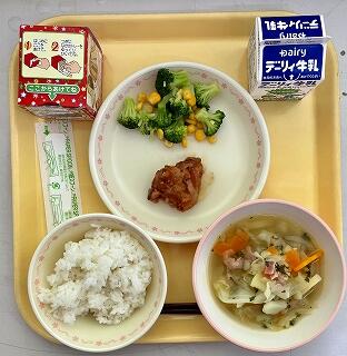 １２月２３日の給食