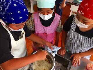 ねぇ、炊けてる？