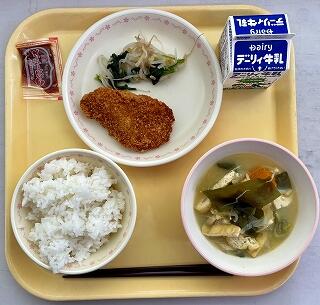 ３月１０日の給食