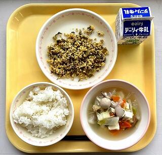 ３月１２日の給食