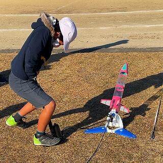 空気を全力で送り込みます。