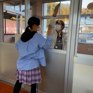 表も裏もピカピカにします