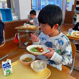 うーん、タイのうまみとカレーの香り…