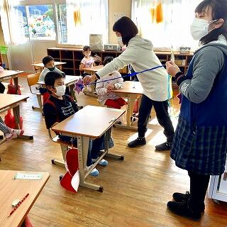 飛沫が飛んじゃうぞ