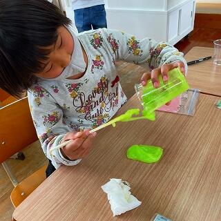 机にこぼしても平気だよ