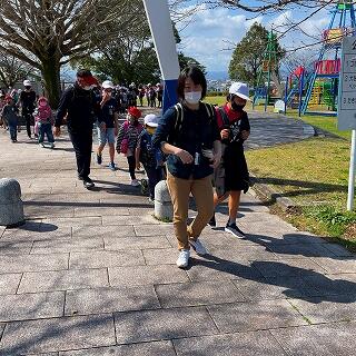 さぁ、がんばって歩きますよ