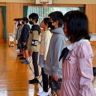 真剣な表情です