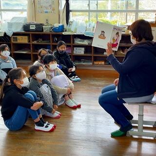 真剣に聞いています